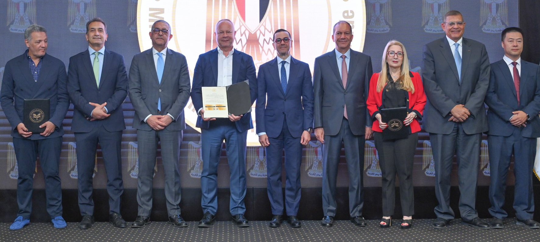 El-Khatib grants 6 golden licenses for strategic investment projects


